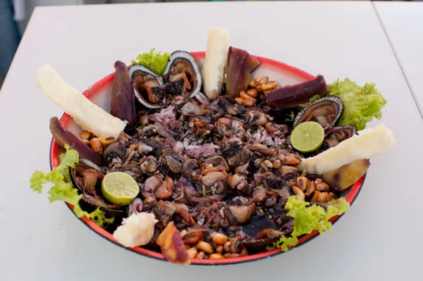 Cebiche de conchas negras (Créditos: Raúl García, PROMPERU)